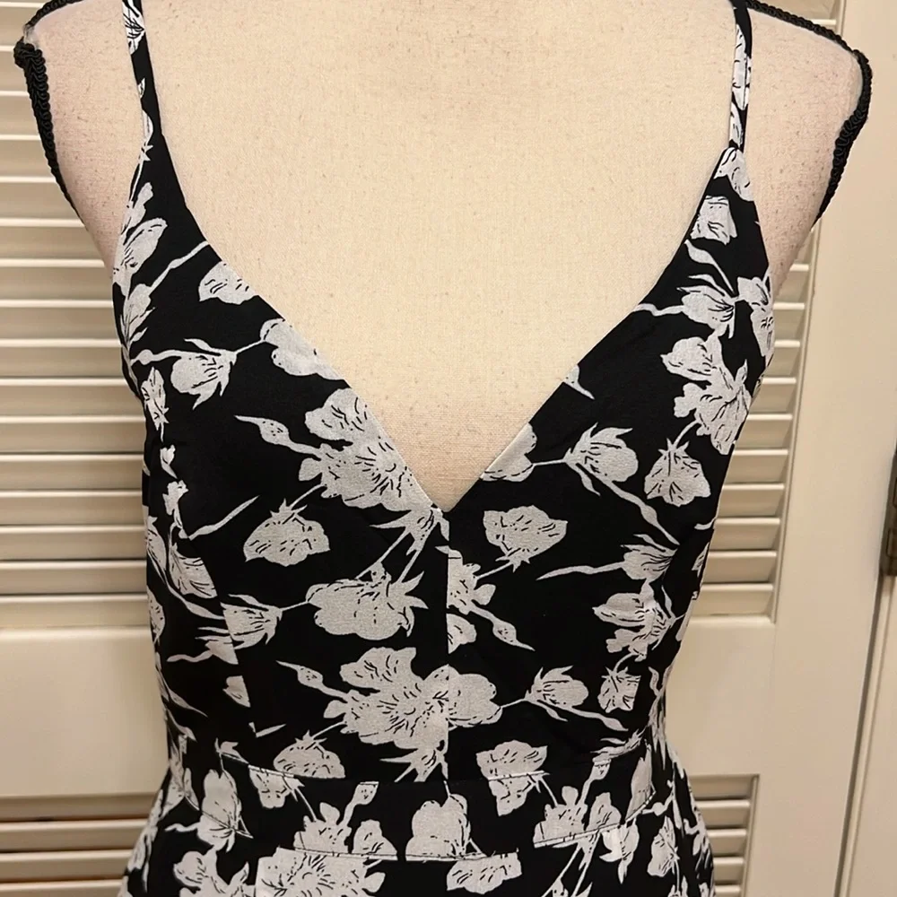 Lulus Darling Daylily White and Black Floral Print High-Low Maxi Dress, NWT - Picture 4 of 17